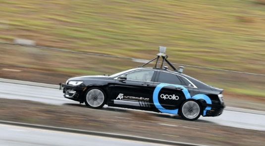 百度のRobotaxiの1キロ当たりコストは約20元に