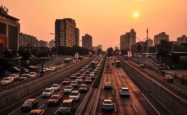 7月の自動車市場は､2年ぶりに前年同月比7.7%増