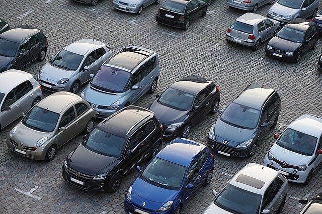 中国自動車販売、苦戦続く──上期に販売目標を達成した4S店はわずか27.5%、在庫圧力が深刻化