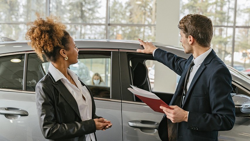 中国自動車ディーラー、新車販売は「稼げない事業」に――アフターサービスが生存を支える構図へ