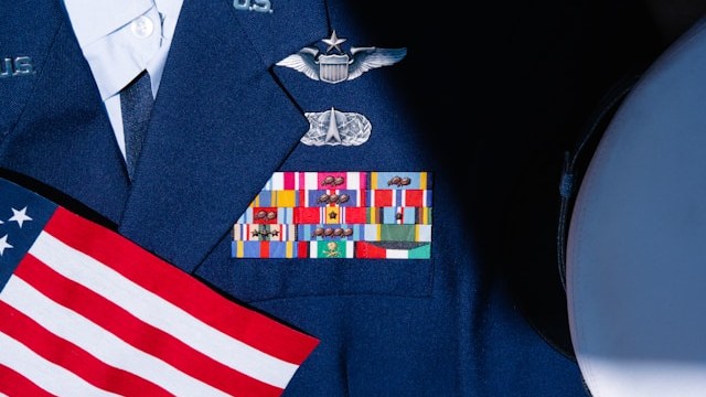 米国防総省、「中国軍事企業」リストを再公表――アリババ、百度、BYDも対象に