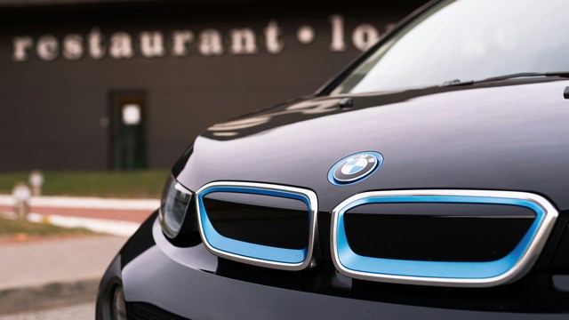 BMW、中国で現行EV3車種の生産終了へ 新世代モデルへの移行を加速