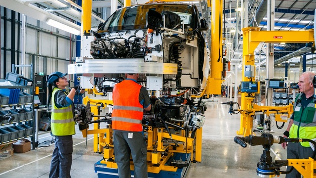 GeelyとFord、スペインに合弁会社設立へ　2028年に新エネルギー車を生産